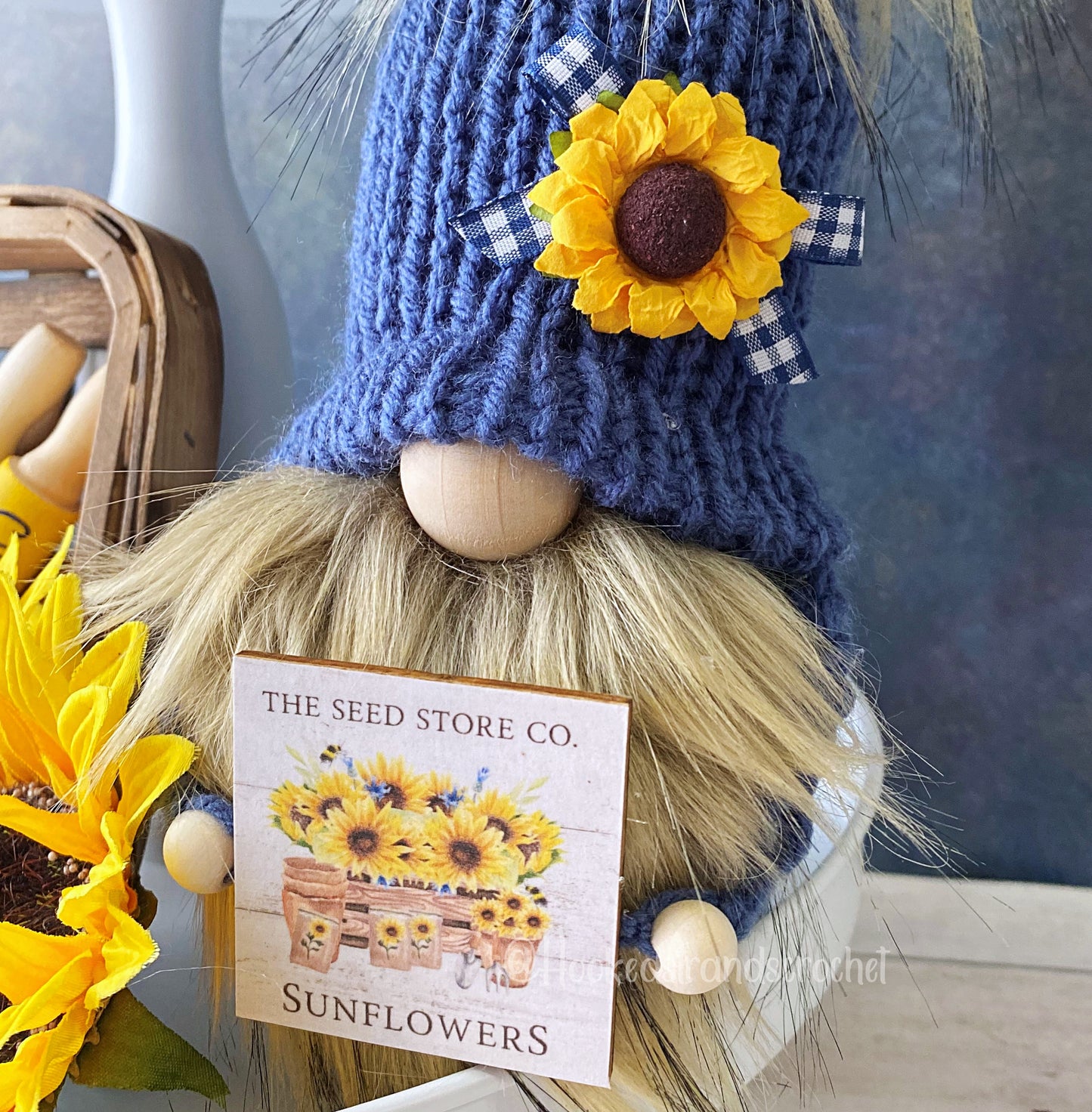 Beautiful knit sunflower gnome with sign - Tiered tray decor