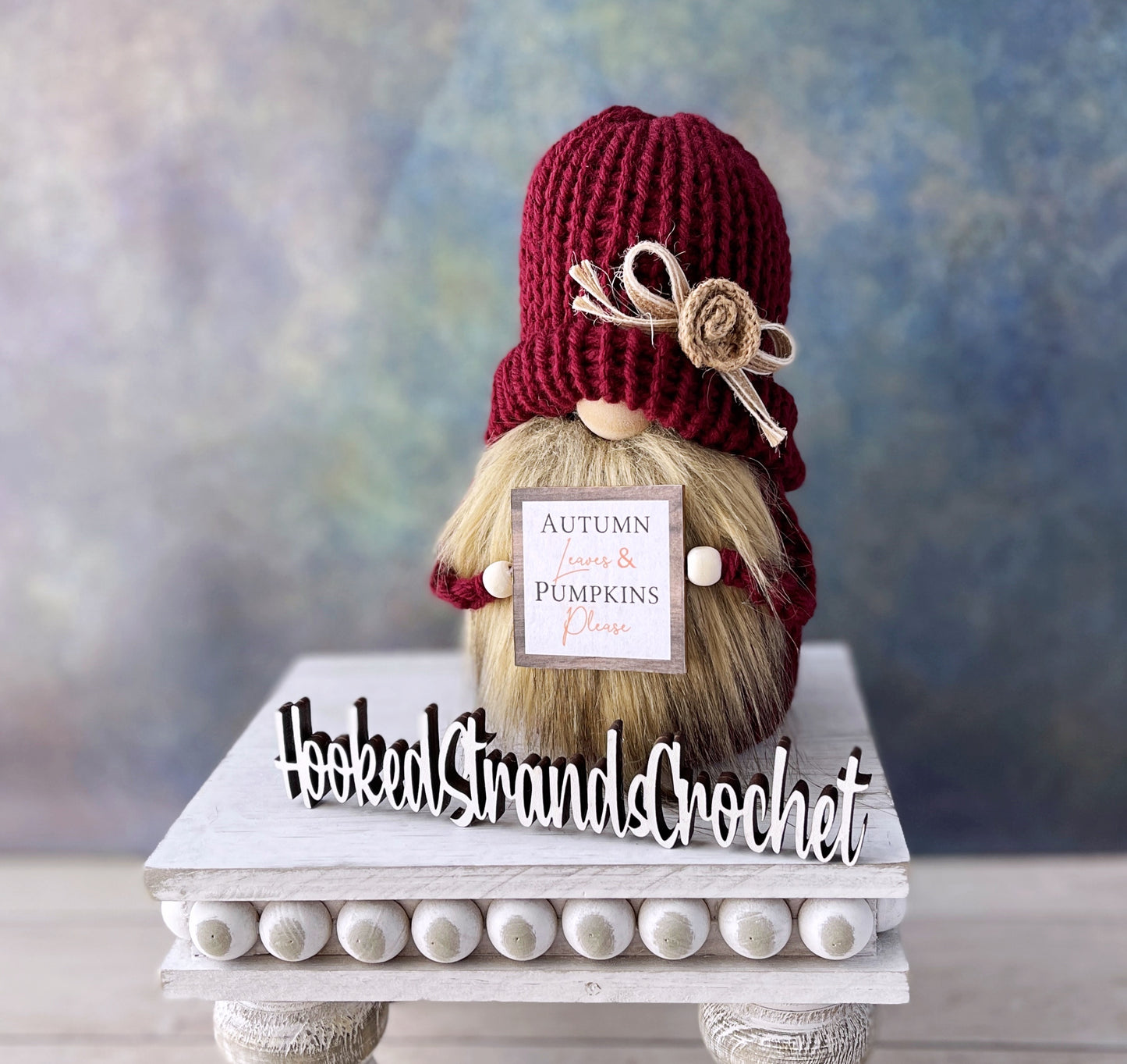 Adorable Knit Autumn Gnomes with Fall-Themed Signs and Burlap Bows