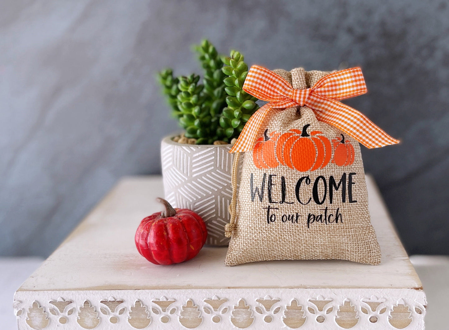 Autumn decorative mini burlap sack with pumpkin themes - Tiered tray decor