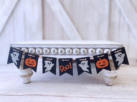 Decorative Mini wood Boo Halloween garland for tiered trays