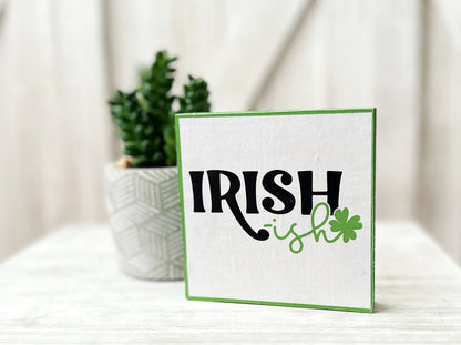 St Paricks sign, St Paddys day decor, Irish decor, Tiered tray decor, Table top display