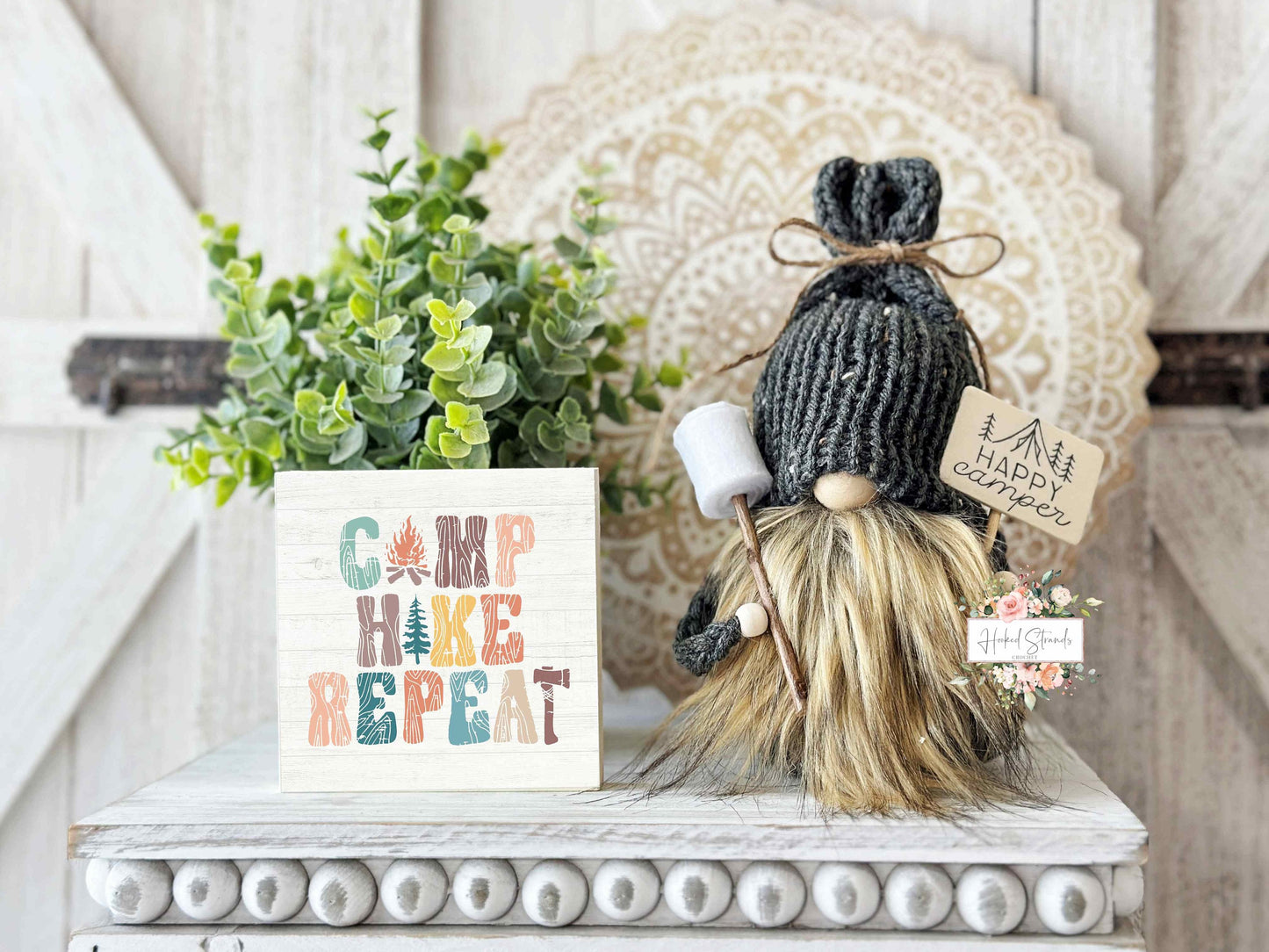 Outdoorsy knit happy camper gnome with marshmallow and sign - Tiered tray decor